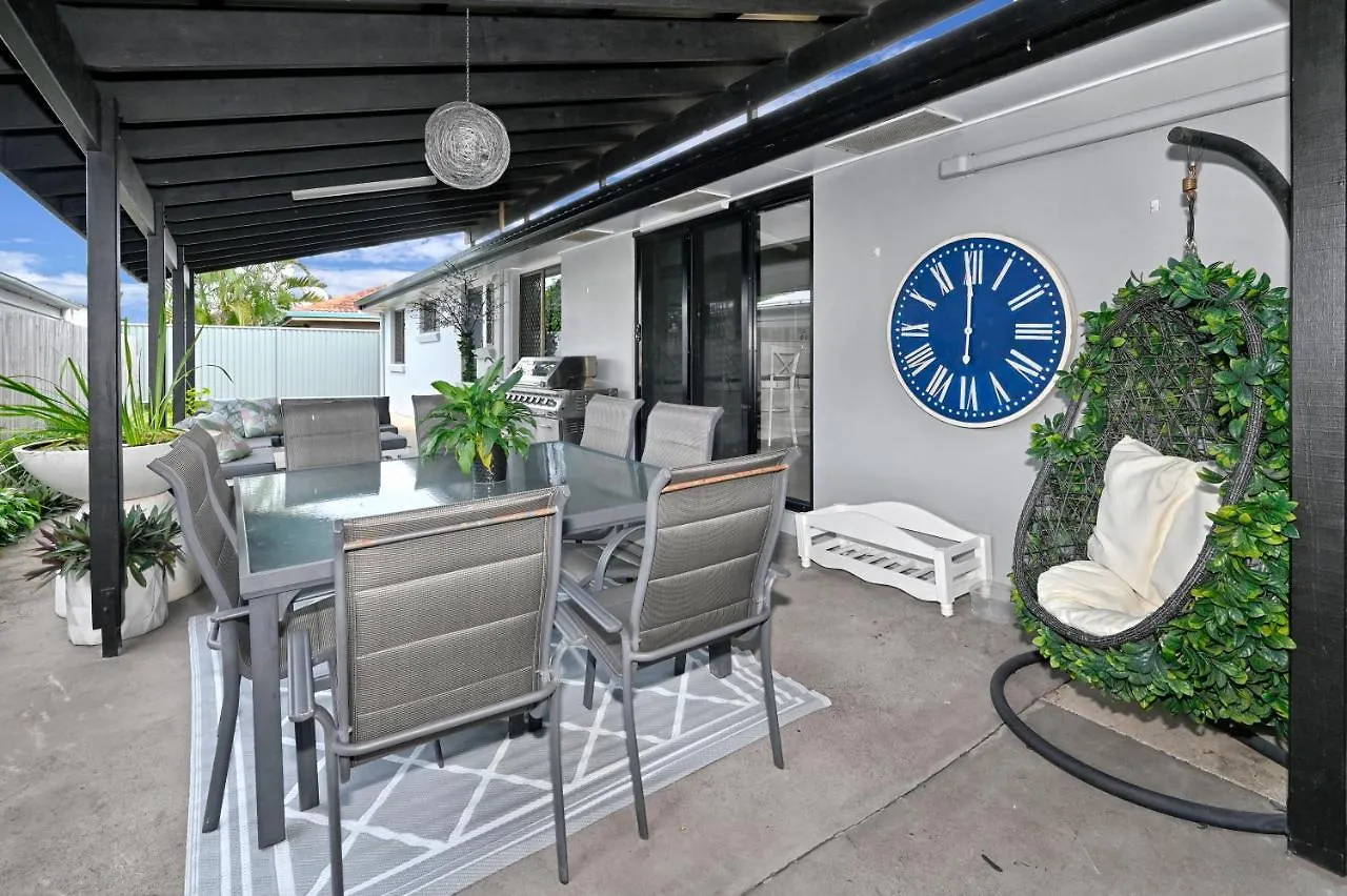 Casa de Férias Lovely Beach House -Amazing Location, Pets - Zb9 Buddina